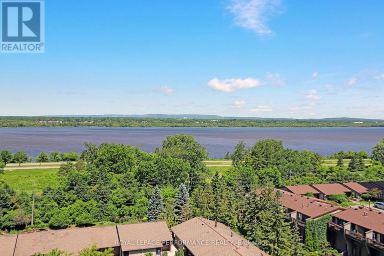 28505384/1002-1171-ambleside-drive/woodroffe/ottawa/ontario/K2B8G6_25