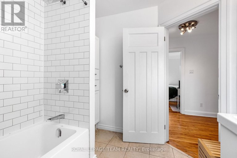 28523002/248-fairmont-avenue/civic-hospital/ottawa/ontario/K1Y1Y1_17