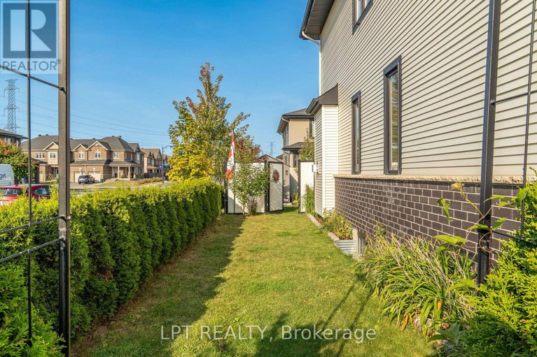 28846584/410-andalusian-crescent/emerald-meadowstrailwest/ottawa/ontario/K2V0E3_4