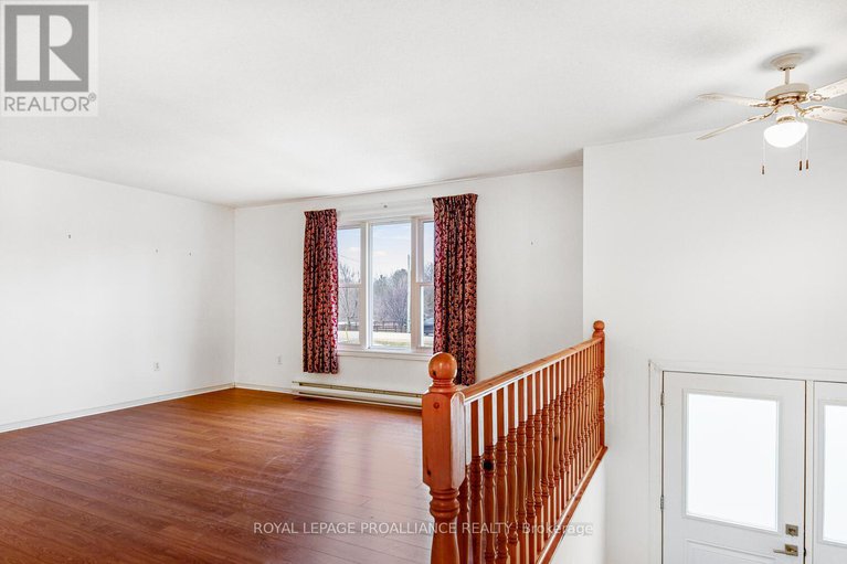 29203305/4018-glen-smail-road/augusta-twp/augusta/ontario/K0E1X0_4