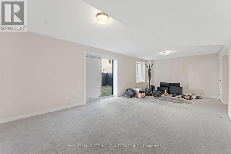 29185572/228-appalachian-circle/half-moon-bay/ottawa/ontario/K2J6X4_28