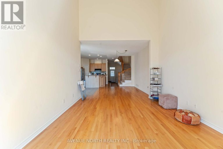 28741072/241-waymark-crescent/bridlewood/ottawa/ontario/K2M0A6_4