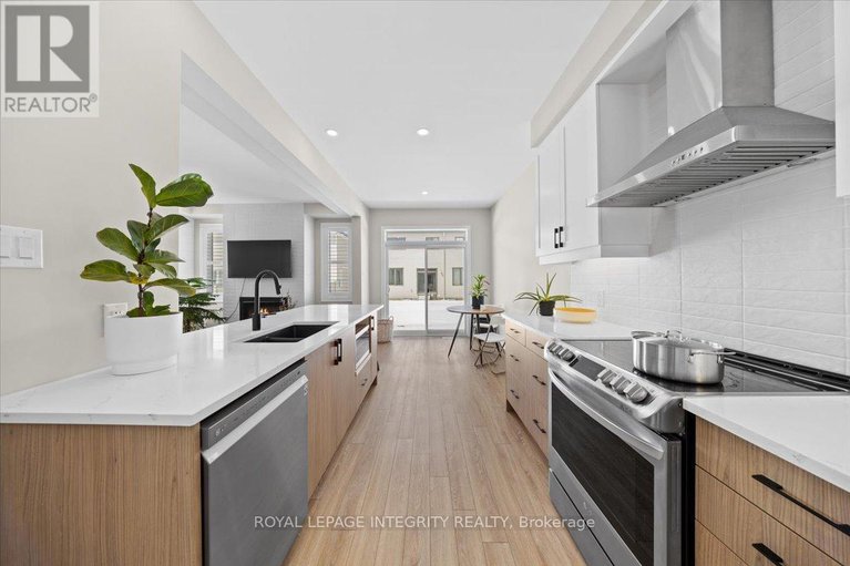 28608346/355-crossway-terrace/stittsville-north/ottawa/ontario/K2S2Z3_20