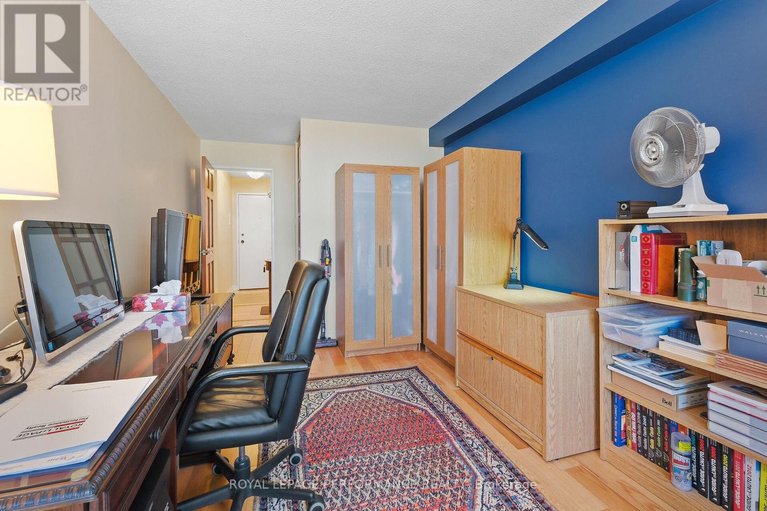 29666803/1003-71-somerset-street-w/ottawa-centregolden-triangle/ottawa/ontario/K2P2G2_30