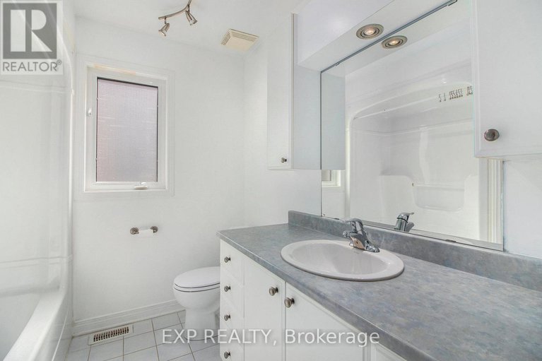 29239372/234-sandra-crescent/town-of-rockland/clarence-rockland/ontario/K4K1R6_17