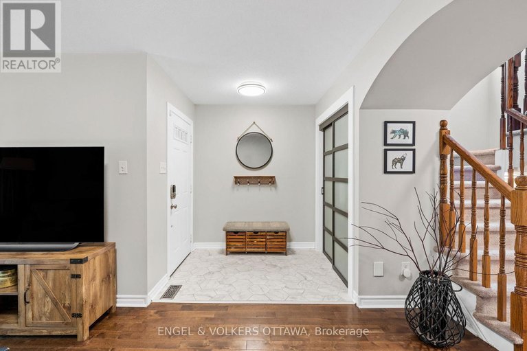 28873789/416-vendevale-avenue/stittsville-north/ottawa/ontario/K2S0M6_6