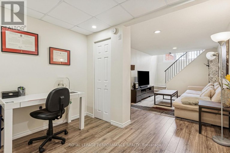 29354265/172-claiborne-way/queenswood-heights-south/ottawa/ontario/K1E3V1_34