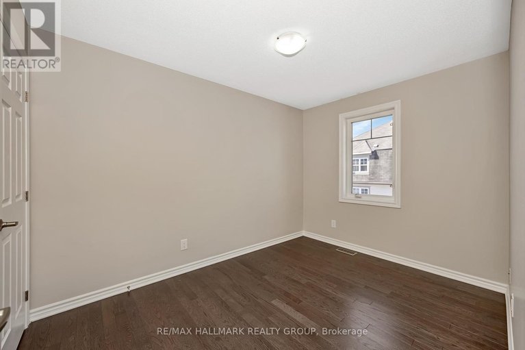 29651054/618-martinique-lane/stittsville-north/ottawa/ontario/K2S0L9_30