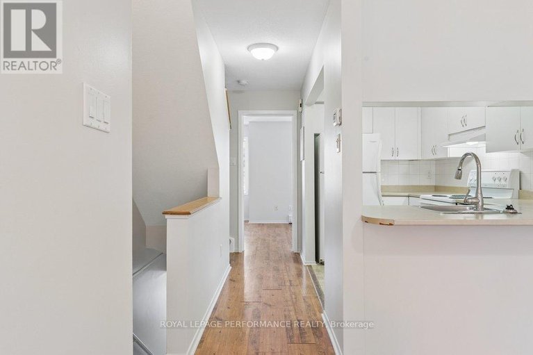 29515522/26-1096-blasdell-avenue/manor-park/ottawa/ontario/K1K0C3_5