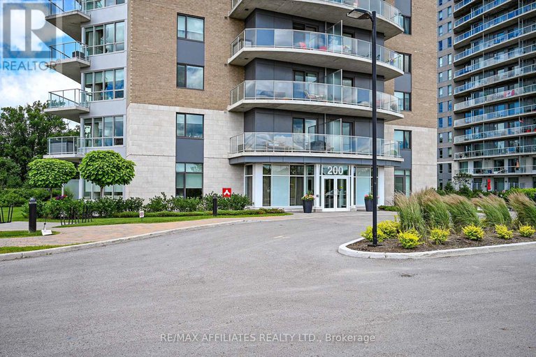 28554491/407-200-inlet-private/chatelaine-village/ottawa/ontario/K4A5H3_3
