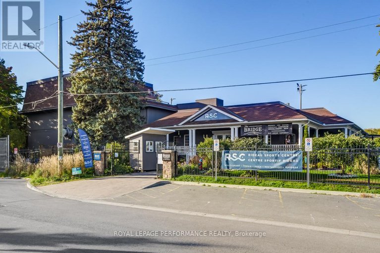 28841567/3-2-columbus-avenue/overbrook/ottawa/ontario/K1K1R3_47