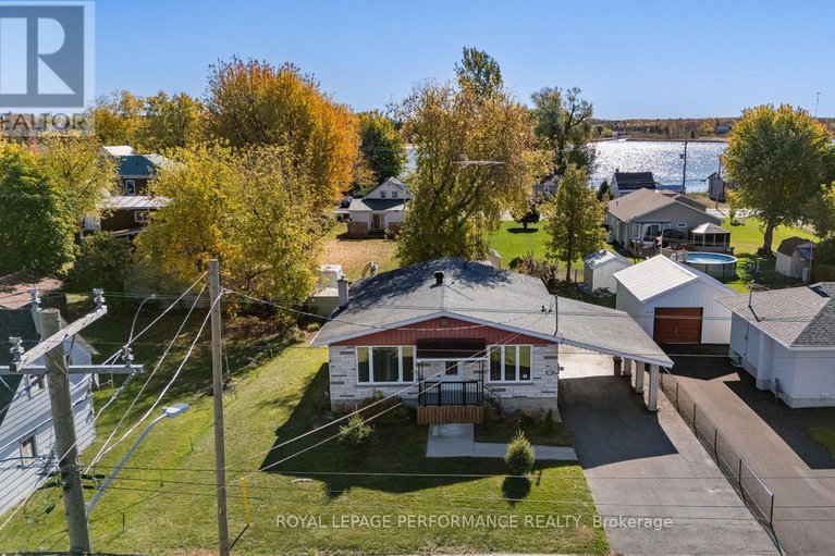 29003462/108-elgin-street-w/alexandria/north-glengarry/ontario/K0C1A0_2
