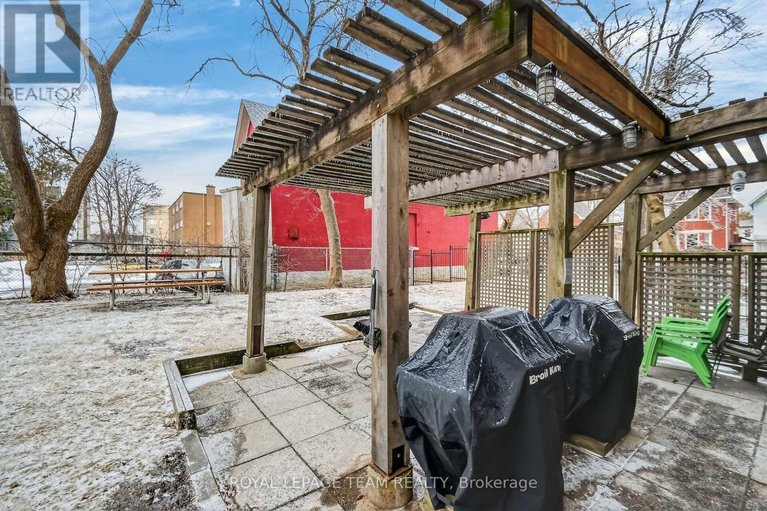 29467731/601-40-arthur-street/west-centre-town/ottawa/ontario/K1R7T5_40