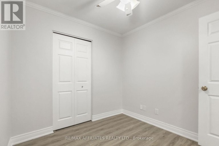 28334395/1-160-bruyere-street/lower-townbyward-market/ottawa/ontario/K1N5E1_31