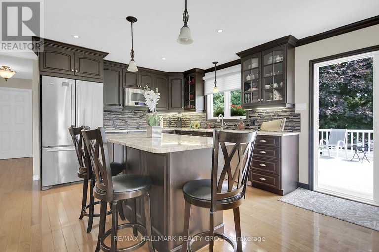 28655668/1721-carsonby-road-e/manotick-south-to-roger-stevens/ottawa/ontario/K0A2E0_21