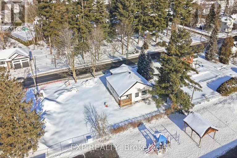 29612429/53-craig-street/village-of-russell/russell/ontario/K4R1A6_36