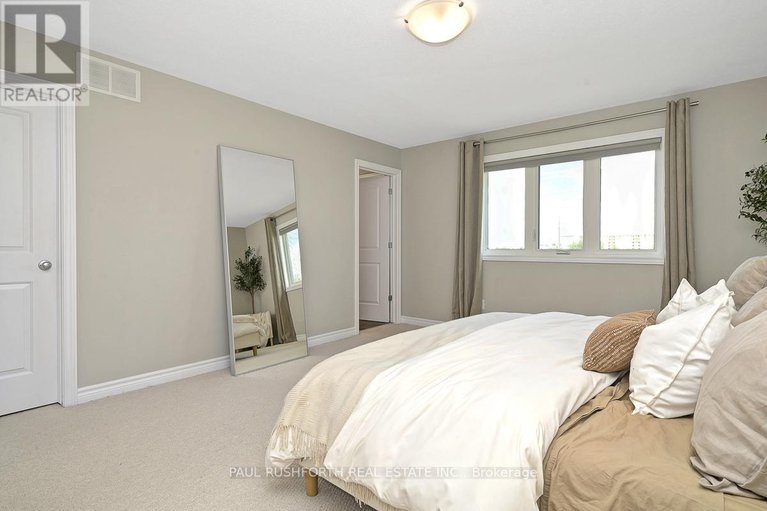 28652646/104-livorno-court/avalon-west/ottawa/ontario/K4A1J1_13