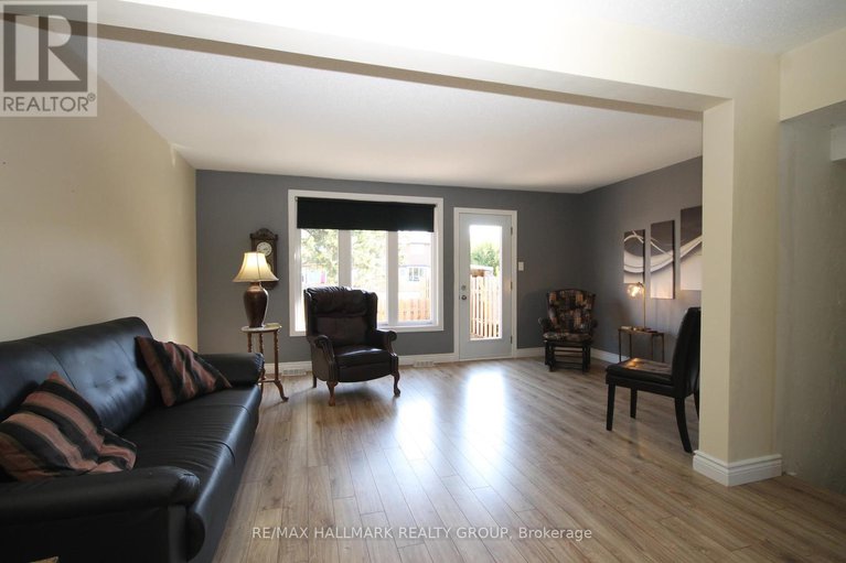28961458/49-bellman-drive/arlington-woods/ottawa/ontario/K2H8S4_5