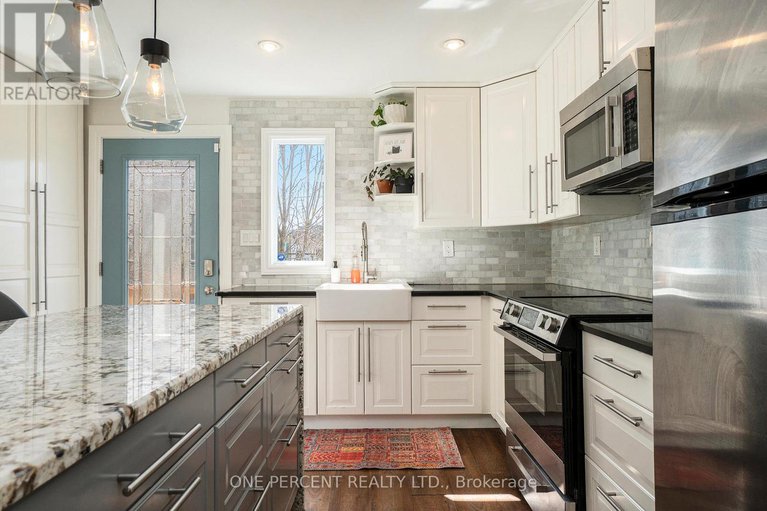 28412213/266-bradley-avenue/vanier/ottawa/ontario/K1L7E9_11