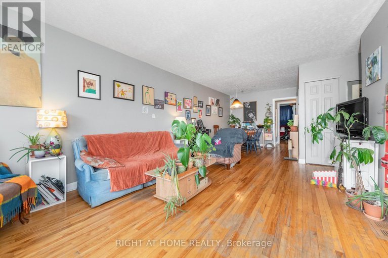 28537509/2421-iris-street/parkway-park/ottawa/ontario/K2C1C7_11