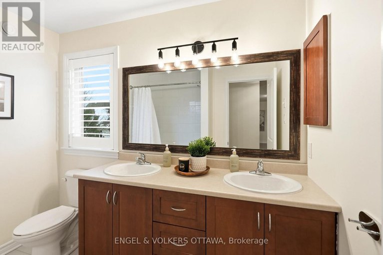 29245175/517-golden-sedge-way/blossom-parkkemp-parkfindlay-creek/ottawa/ontario/K1T0G3_32