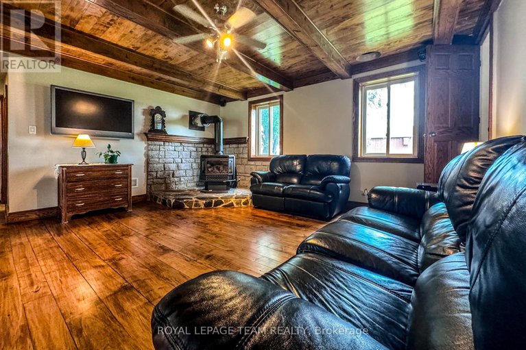 28494817/7904-bank-street/osgoode-twp-south-of-reg-rd-6/ottawa/ontario/K0A2P0_9