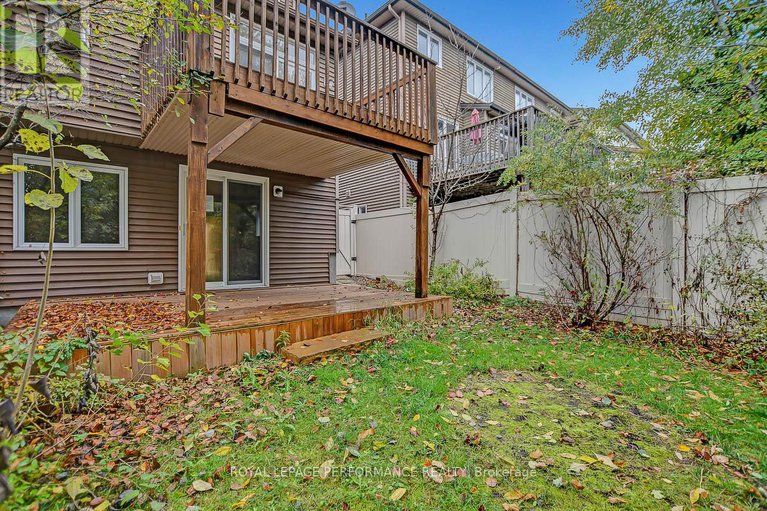 29033404/880-white-alder-avenue/blossom-parkkemp-parkfindlay-creek/ottawa/ontario/K1T0H4_46