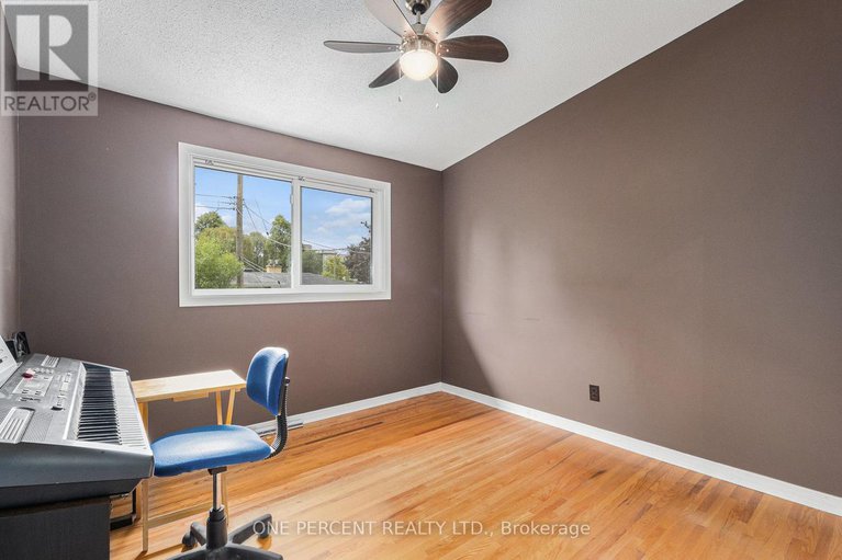 28782240/2563-egan-road/mooneys-bayriverside-park/ottawa/ontario/K1V8M9_21