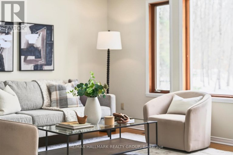 29431777/2349-brennan-park-drive/cumberland-west/ottawa/ontario/K4C1H6_12