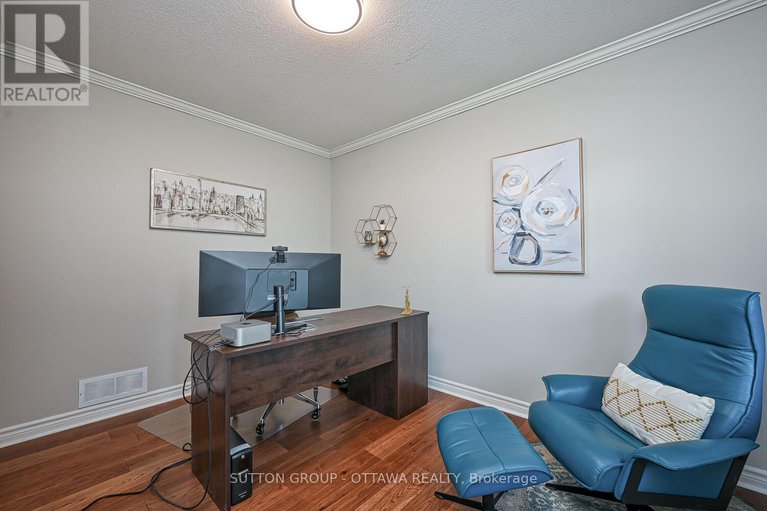 28623139/329-west-ridge-drive/stittsville-south/ottawa/ontario/K2S2G7_7