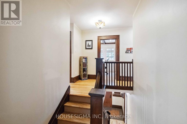28834459/19-oakland-avenue/glebe/ottawa/ontario/K1S2T1_23