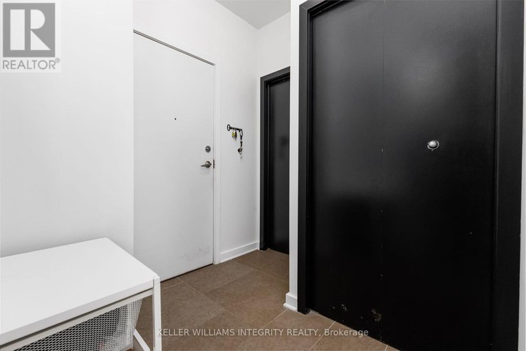 28435777/202-1308-thames-street/carlington/ottawa/ontario/K1Z7N4_5
