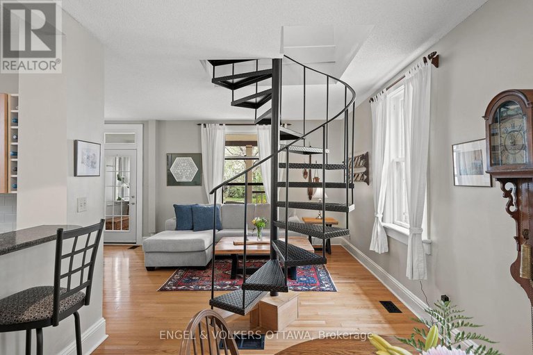 28288028/674-melbourne-avenue/laurentianview/ottawa/ontario/K2A1X5_16