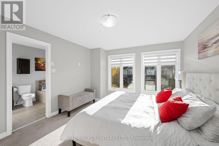 29464895/792-cedar-creek-drive/blossom-parkkemp-parkfindlay-creek/ottawa/ontario/K1T0M6_21