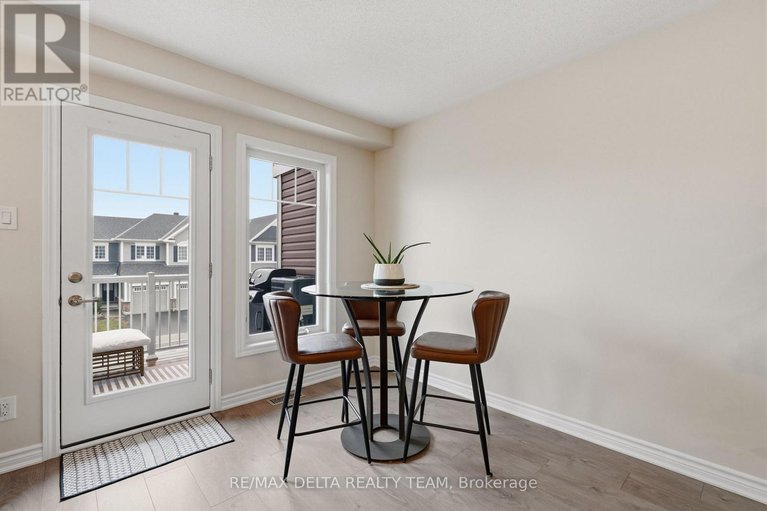 29616626/372-willow-aster-circle/avalon-west/ottawa/ontario/K4A1C8_10