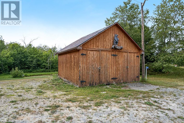 28732673/1373-flower-station-road/lanark-highlands-lavant-twp/lanark-highlands/ontario/K0G1K0_35