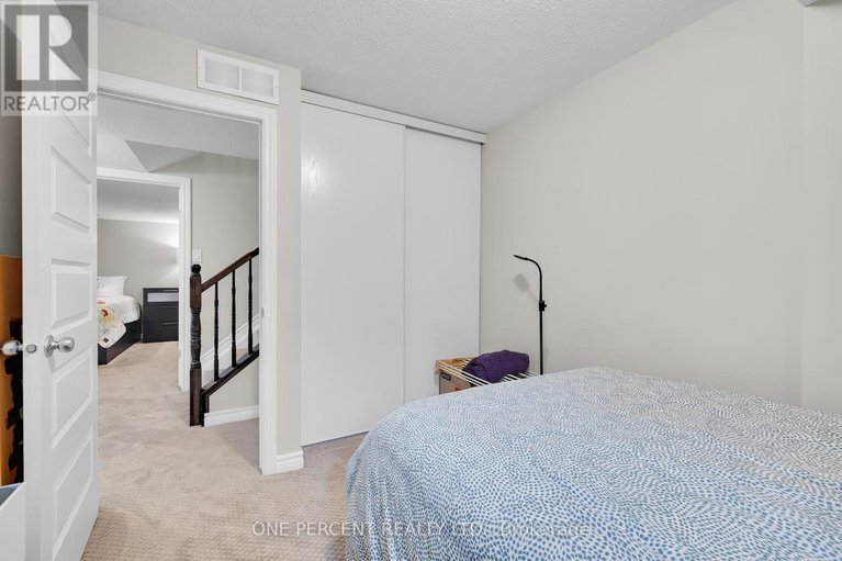 29117239/242a-titanium-private/convent-glen-north/ottawa/ontario/K1C0A5_30