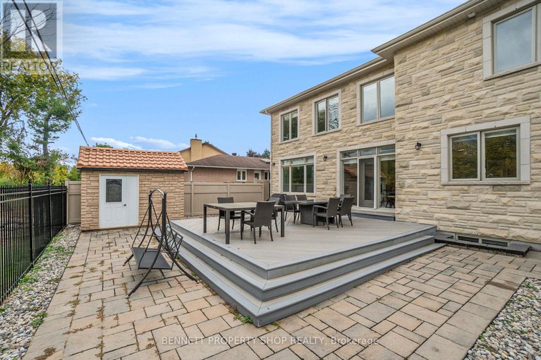 28937759/2253-prospect-avenue/alta-vista/ottawa/ontario/K1H7G2_27