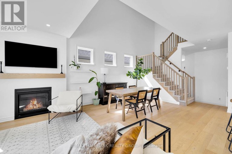 29635213/112-crevasse-road/mer-bleuebradley-estatesanderson-park/ottawa/ontario/K1W0P9_15