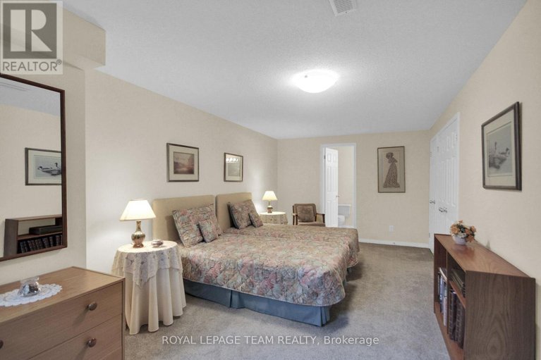 28525664/20-grand-cedar-court/stittsville-central/ottawa/ontario/K2S1C8_30