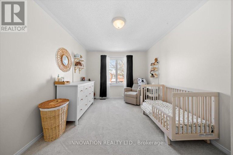 29394657/4-sheppards-glen-avenue/emerald-meadowstrailwest/ottawa/ontario/K2M2M7_32