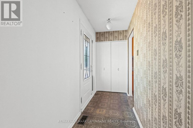 28771288/602-eastvale-drive/beacon-hill-north/ottawa/ontario/K1J6Z6_6