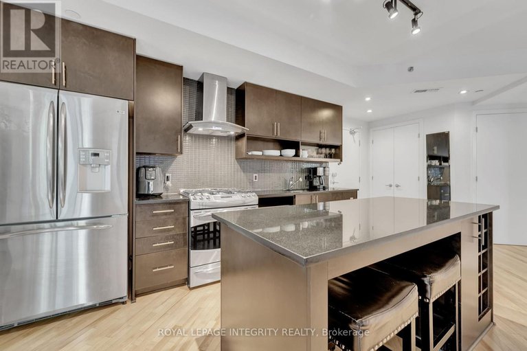 28630905/114-808-bronson-avenue/dows-lake/ottawa/ontario/K1S5A4_5
