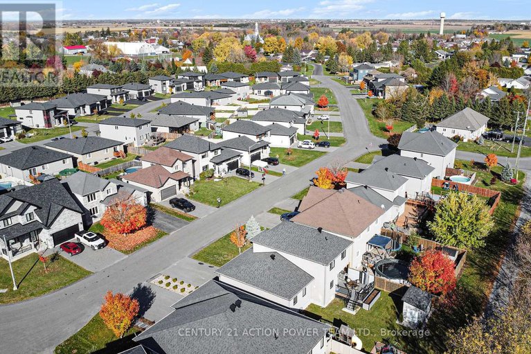 29040808/9-richer-street-w/north-stormont-finch-twp/north-stormont/ontario/K0A1R0_31