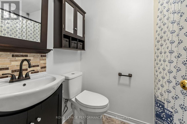 29451612/11-pincourt-street/embrun/russell/ontario/K0A1W0_33