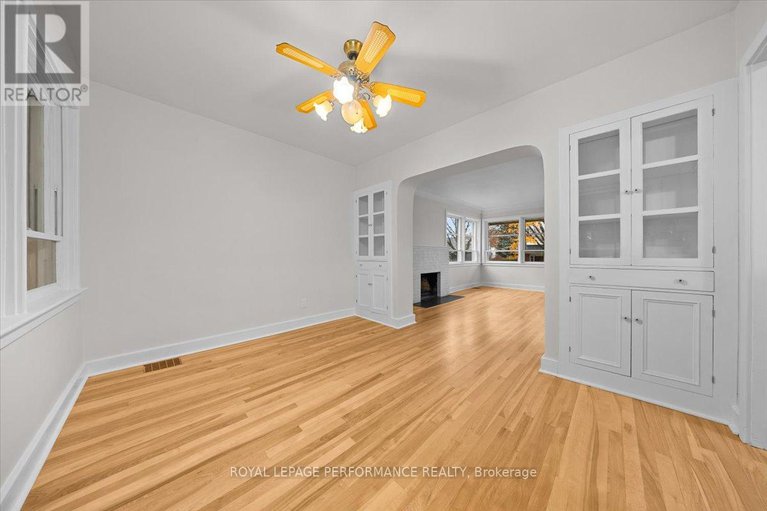 29083781/234-knox-crescent/riverview-park/ottawa/ontario/K1G0K8_8