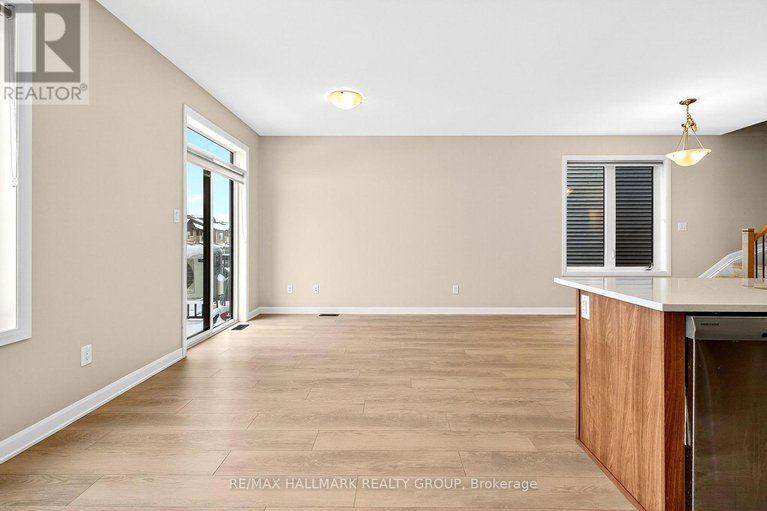 29099860/348-raheen-court-ottawa-circuit/half-moon-bay/ottawa/ontario/K2J7C2_10