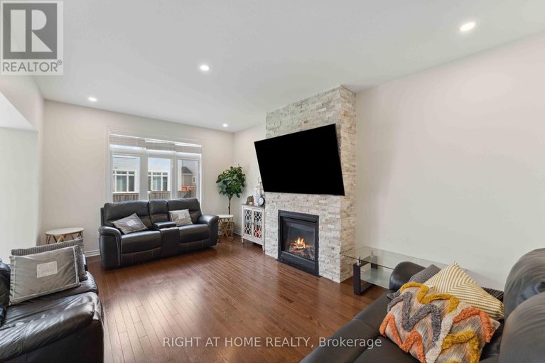 28266624/1868-maple-grove-road/stittsville-north/ottawa/ontario/K2S0W3_7