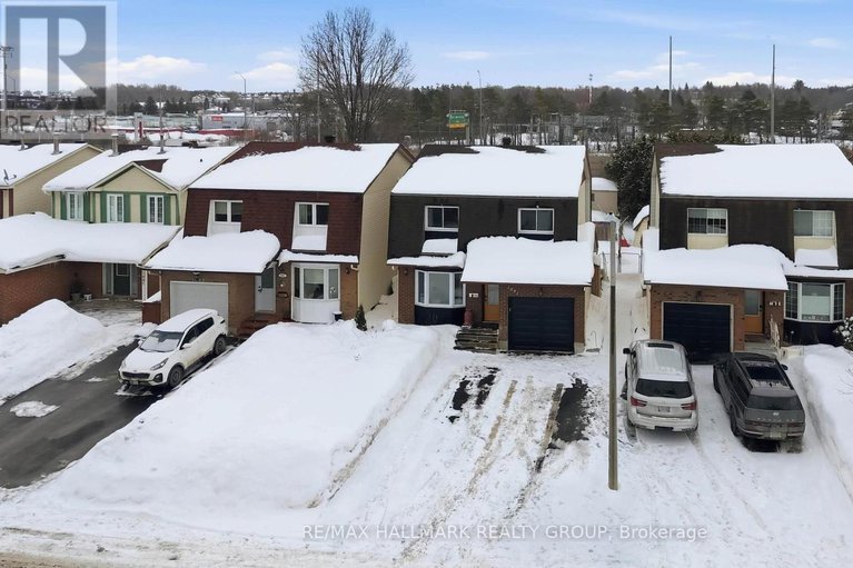 29416522/1091-burgundy-lane/convent-glen/ottawa/ontario/K1C2M9_33