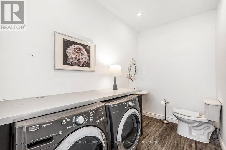 28244876/2148-carling-ave-units-5-6/ottawa/ontario/K2A1H1_15